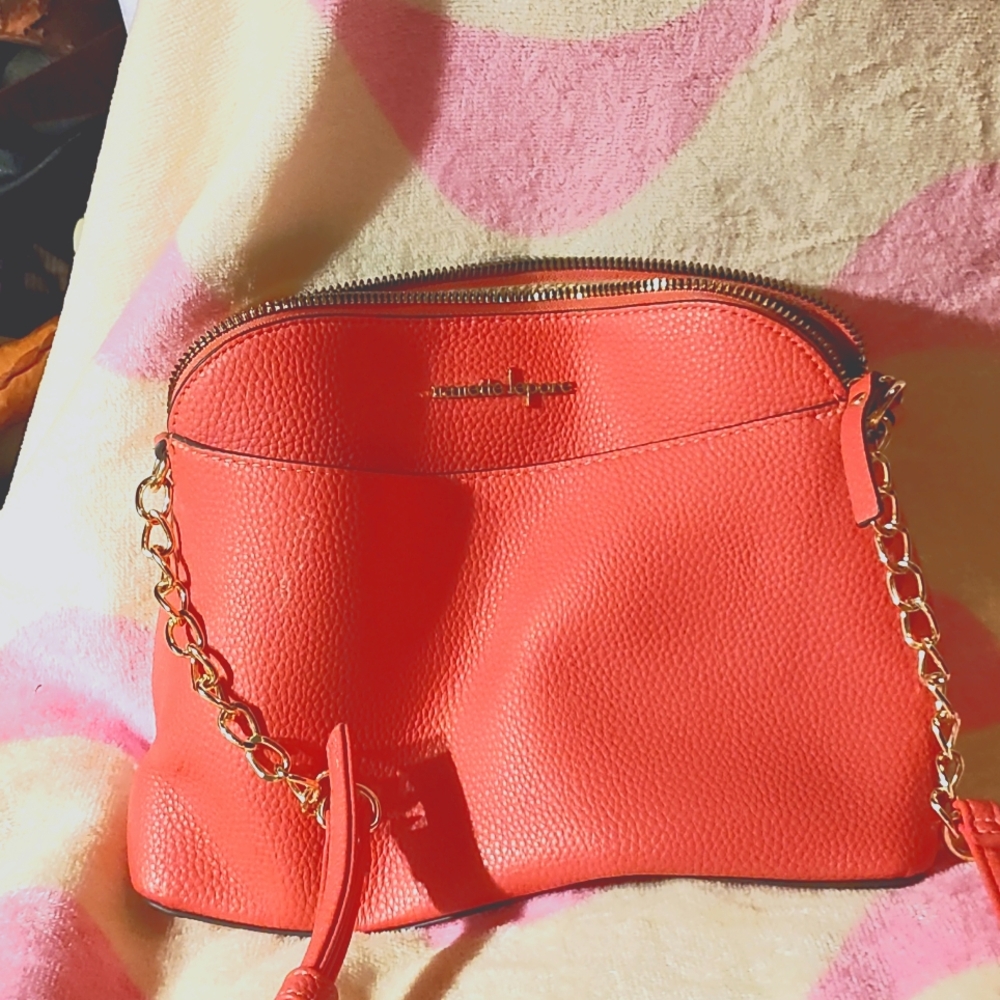 Medium size purse